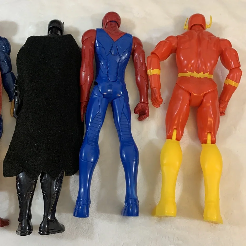 Lot Of 11 Marvel Legends Titan Heroes Action Figures Hulk Batman Spider-Man Thor